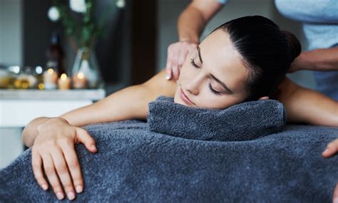 Massage relaxant et sexy Putain Éke